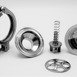 detail součástí zpětné klapky nerezové, DN50