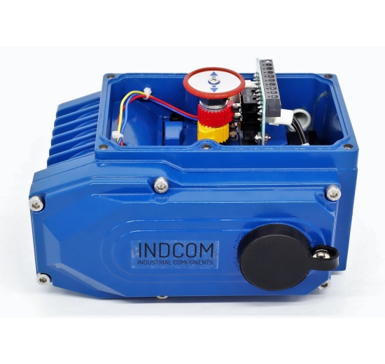 servomotor s použitím v průmyslové automatizaci pro ovládání armatur, klapek