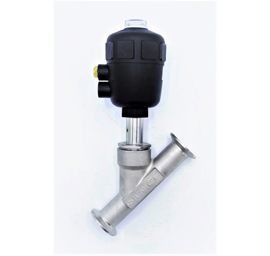 Pneumaticky ovládaný ventil se šikmým sedlem 45° DN25 připojení clamp