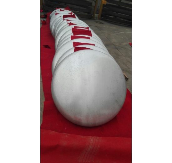 Nerezové klenuté dno| DN1100 (1106*3 mm)