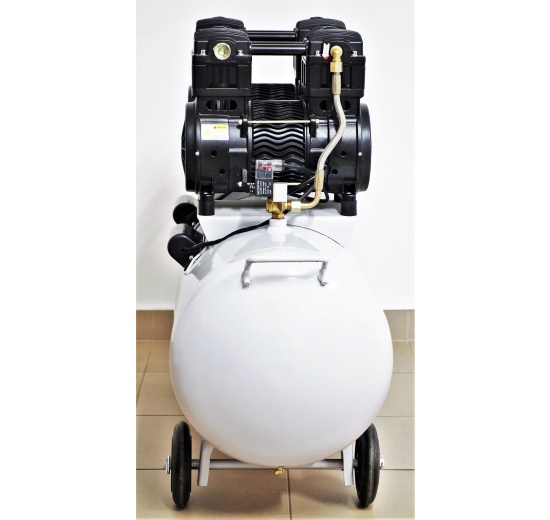 bezolejový kompresor se 100 litrovým vzdušníkem a průtokem 360 l/min.