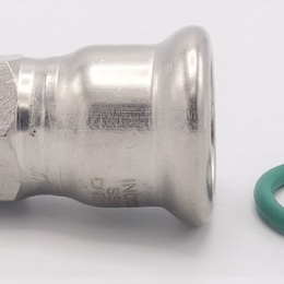 Přechodka lisovací/závit vnější 22 mm_1/2", nerezová