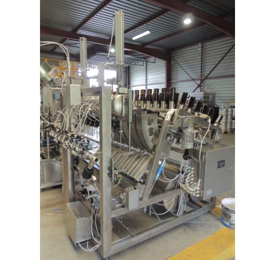 Plnící linka automatická, pro nápojový průmysl