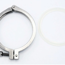 součástí mikrosvíčkové filtrace je i clamp objímka a clamp silikonové těsnění