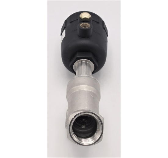 Pneumaticky ovládaný ventil se šikmým sedlem- 45°,  G-závit  1"