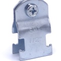 Závěs (spona) instalační trubky 1/2" galvanicky pozinkovaná ocel