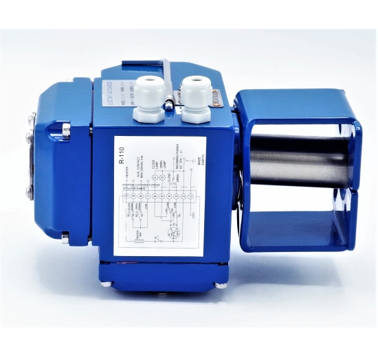 elektrický servopohon s konzolou a propojovací hřídelí