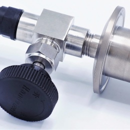 areátor s příslušenstvím - detail škrtícího ventilu