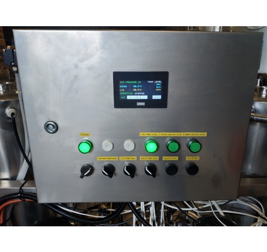 Automatická myčka a plnička KEG sudů, detail