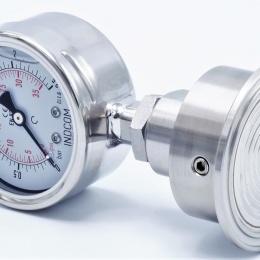 celonerezový tlakoměr s oddělovací membránou, číselník 63 mm, clamp, límeček 64 mm, 0-2.5 bar