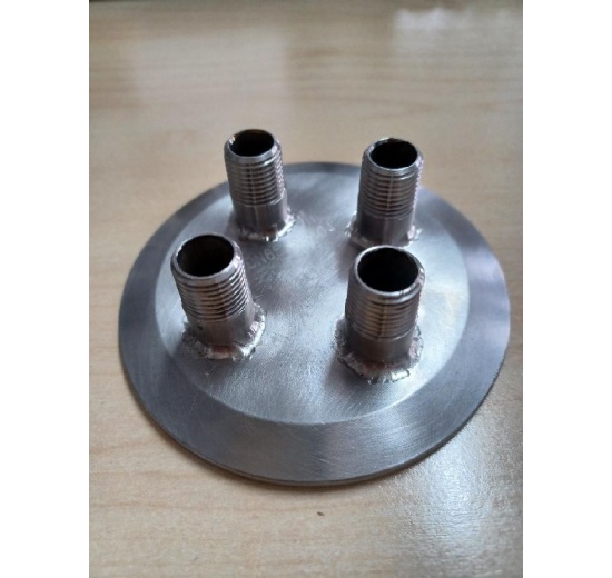 CLAMP víčko_4 x vrtání a navaření niplů