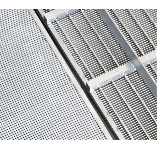 detail nerezového síta