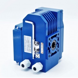 elektrický servomotor s mechanickým ovládáním