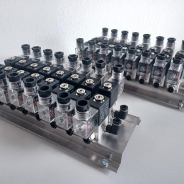 elektromagnetický rozvaděč na zakázku