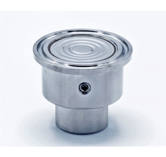 membránový oddělovač s clamp připojením, používaný v případech, kdy měřené médium nesmí vniknout do měřícího ústrojí manometru či snímače tlaku