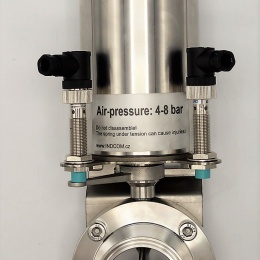 Nerezová klapka přímá, clamp typ C-C, s pneumatickým pohonem DN50