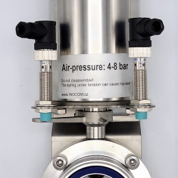 Nerezová klapka přímá, závitová-navařovací typ G-S, s pneumatickým pohonem DN50