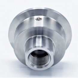 nerezový membránový oddělovač, sloužící k přenosu tlaku z měřeného média do měřícího ústrojí tlakoměru