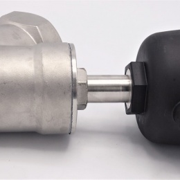 Pneumaticky ovládaný ventil se šikmým sedlem- 45°,  G-závit  2"