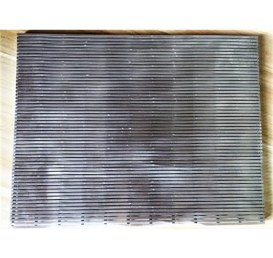 svařované, štěrbinové síto - procesy při zahušťování, odvodňování, protlačování, sušení a fermentaci v potravinářském a zpracovatelském průmyslu