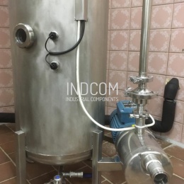 Zařízení pro sycení nápojů