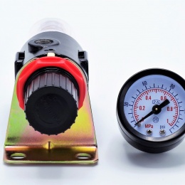 zařízení sloužící k regulaci vstupního tlaku na požadovanou hodnotu na výstupu